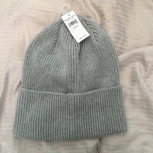 Brand New Grey Aerie Beanie!